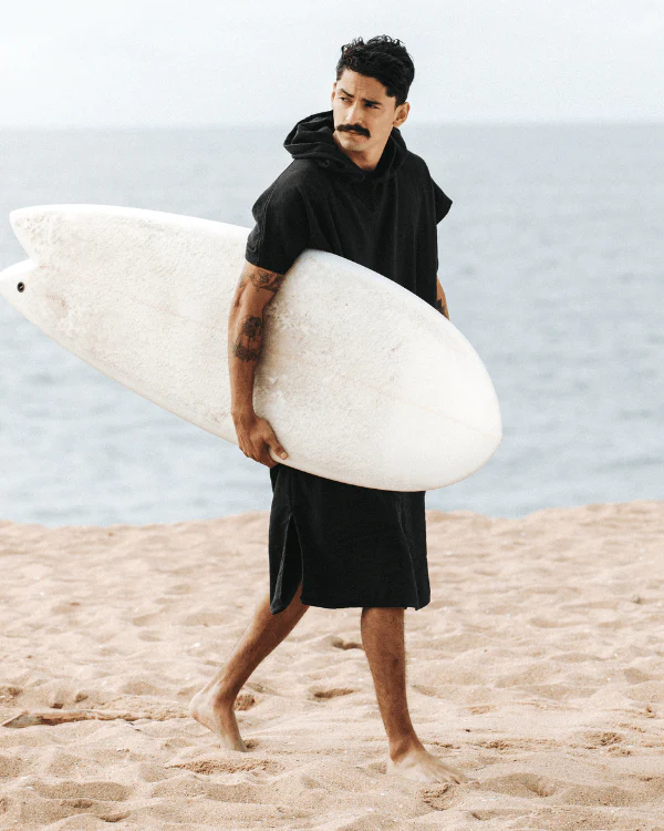 Terra Hooded Poncho Black - Image 13